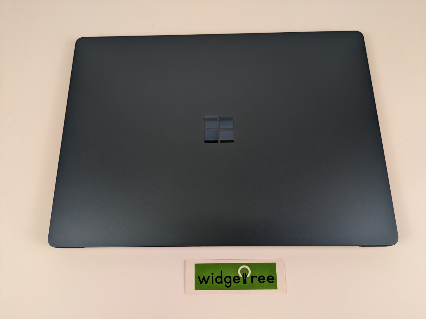 Microsoft Surface Laptop 3 - 13" Core i5 10th 8GB 256GB SSD Laptop - PKX-00005 Used